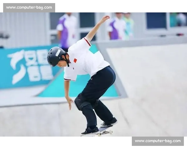 亚运赛场滑板青春飞扬见证城市运动新力量崛起竞技与文化融合风潮