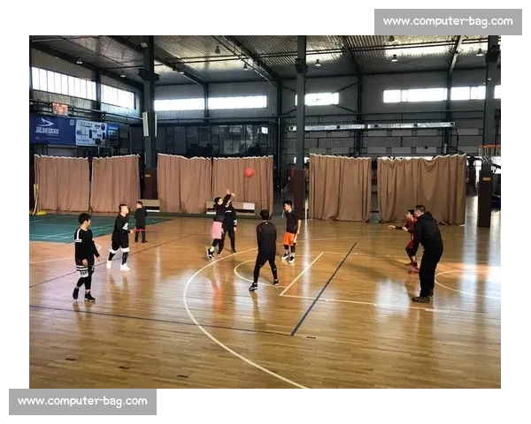 从对抗到协作的成长之路我的篮球比赛实战心得与反思启示与提升